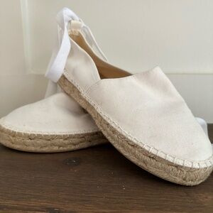 Lands’ End White Canvas Espadrille Flats
